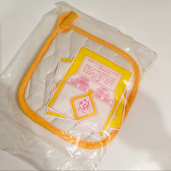 Vintage Reddy Kilowatt Pot Holder - Picture 2 of 2